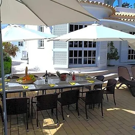 Vivenda De 6 Quartos Com Piscina Privada מלון אלבופיירה