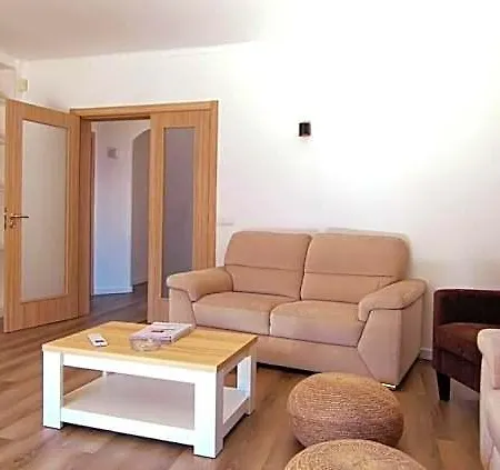 Vivenda De 6 Quartos Com Piscina Privada מלון אלבופיירה